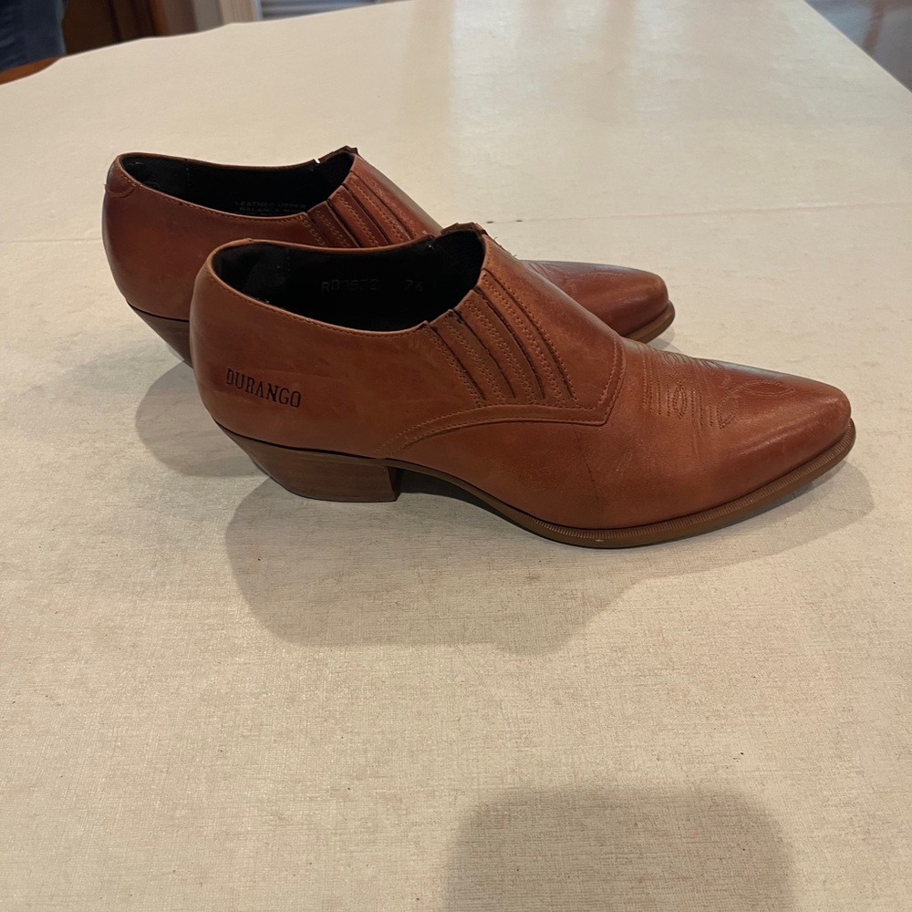 Durango Cognac Brown Leather Western Slip-On Booties. So cool! - Picture 5 of 9